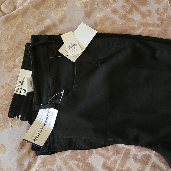 Old Navy Denim - Old Navy black jeans